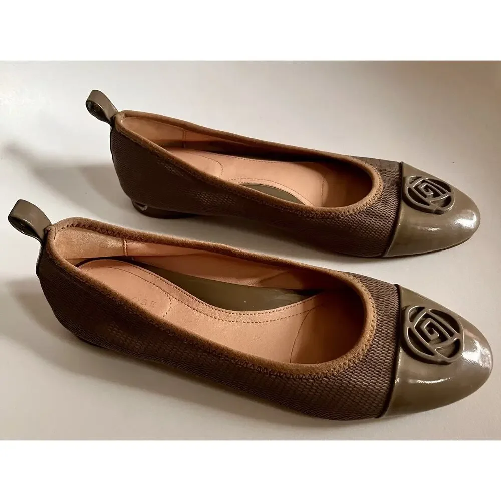 Taryn Rose Paige Ballet Flats Womens 8.5B Taupe Brown Two Tone Cap Toe